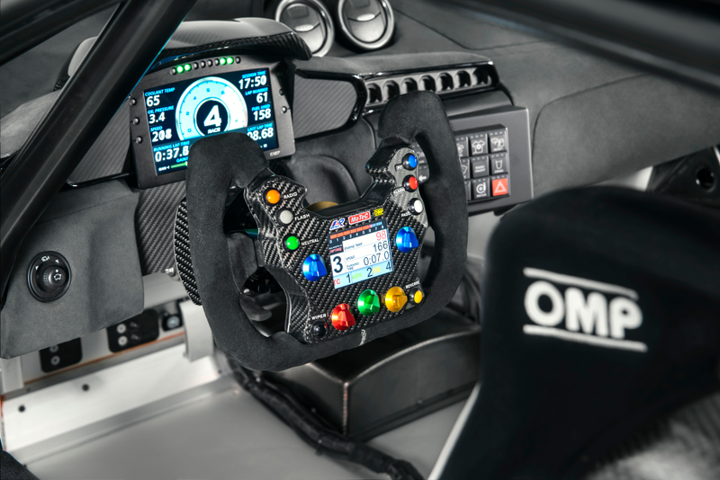 Illustration for article titled The Lotus Evora GT4 Concept Is Everything a Dual-Citizenship Track Car Should Be